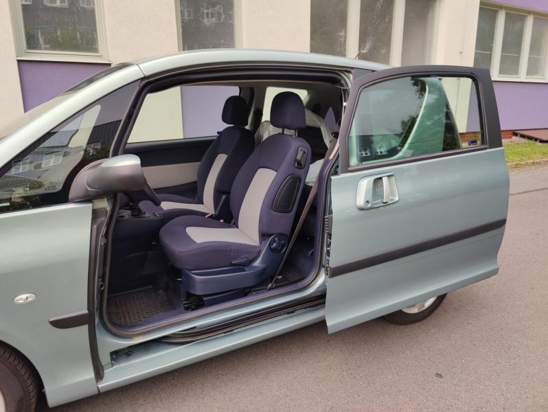Peugeot 1007