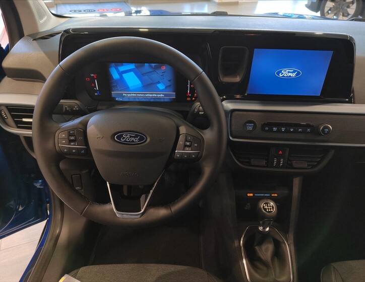 Ford Transit Courier 20