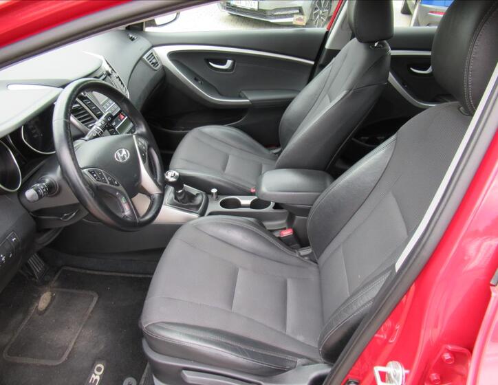 Hyundai i30 9