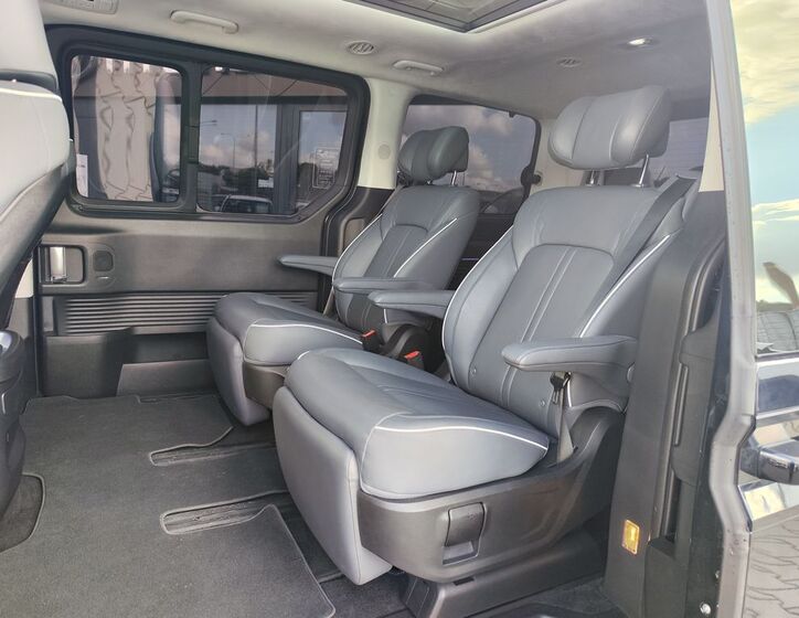 Hyundai Staria 14