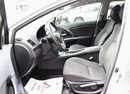 Toyota Avensis 10