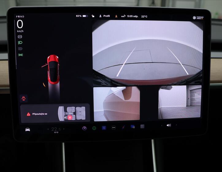 Tesla Model 3 25