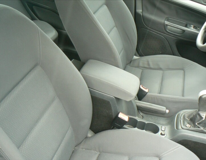 Škoda Octavia 16