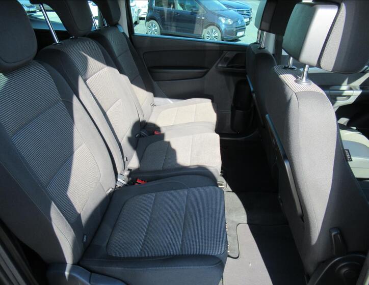 Volkswagen Sharan 12