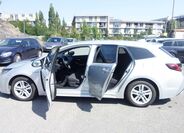 Toyota Corolla 16