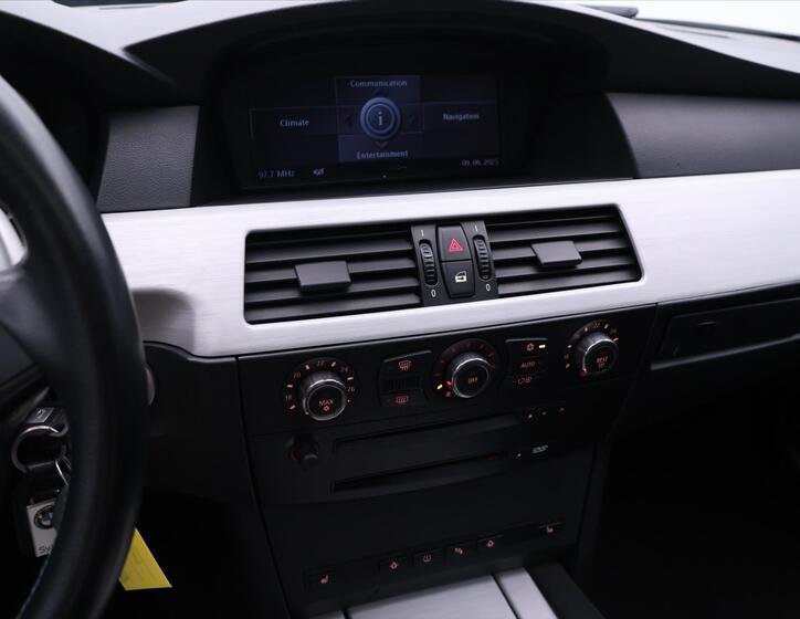 BMW M5 29