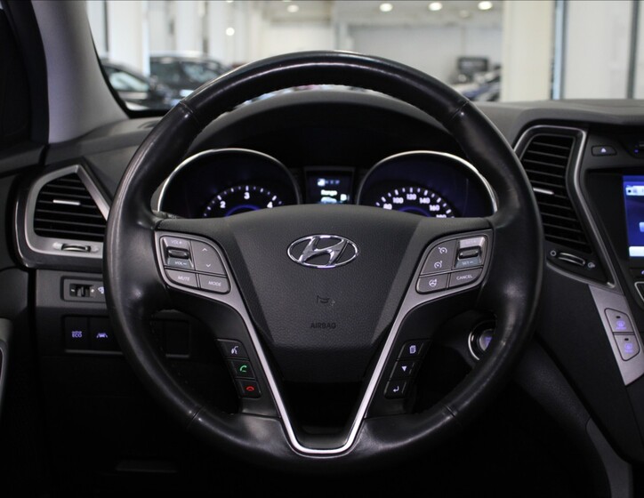 Hyundai Santa Fe 9