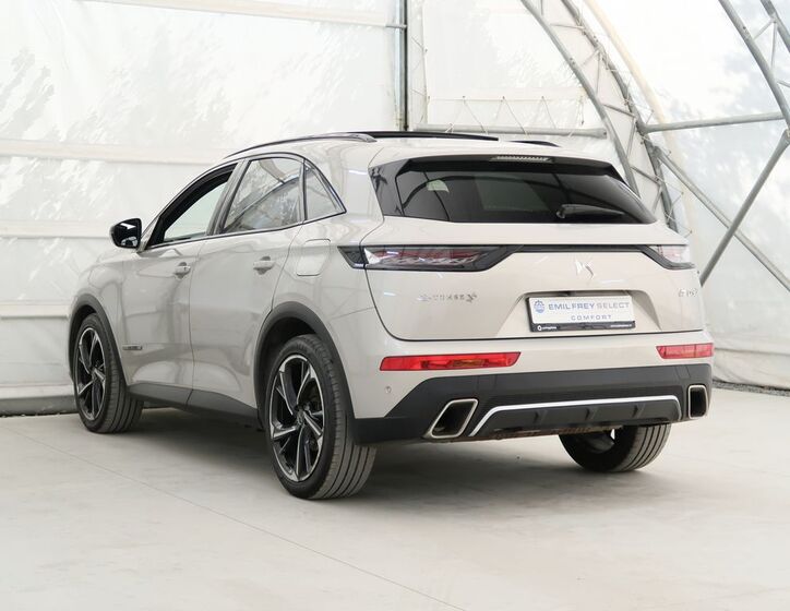 DS Automobiles DS7 Crossback 8