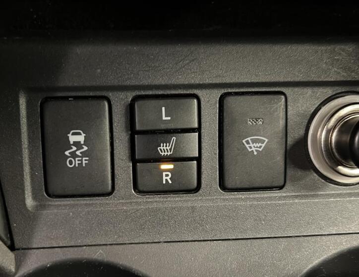 Toyota RAV4 16