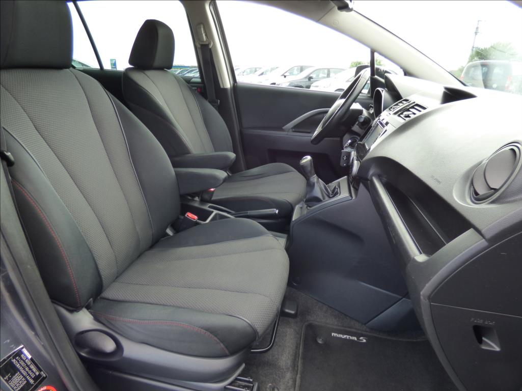 Mazda 5
