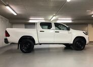Toyota Hilux 4