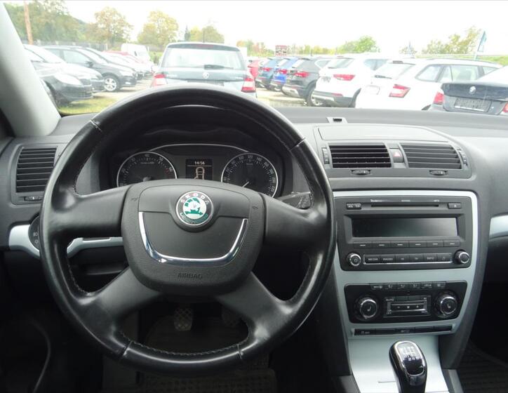 Škoda Octavia 19