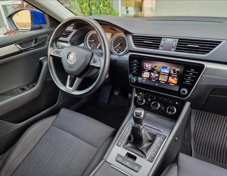 Škoda Superb 40