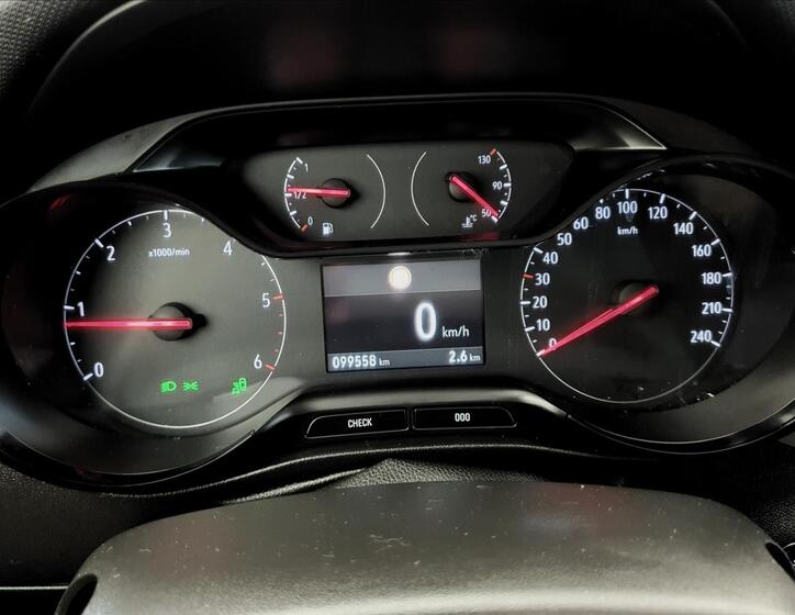 Opel Crossland X 22