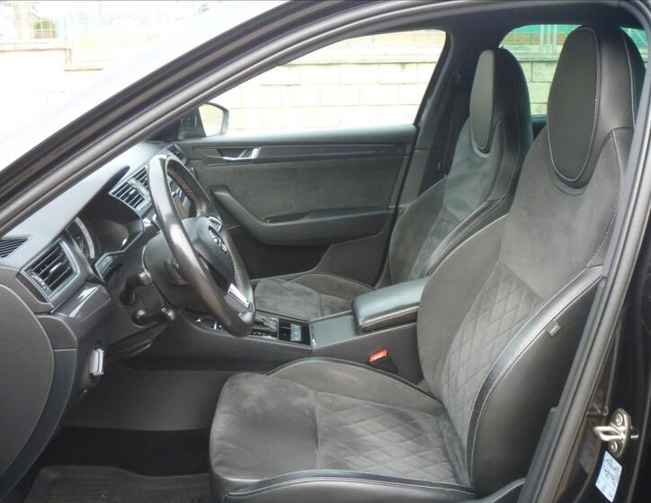Škoda Superb 7