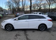 Hyundai i40 8