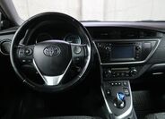 Toyota Auris 15