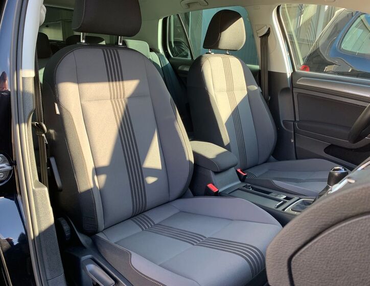 Volkswagen Golf 20