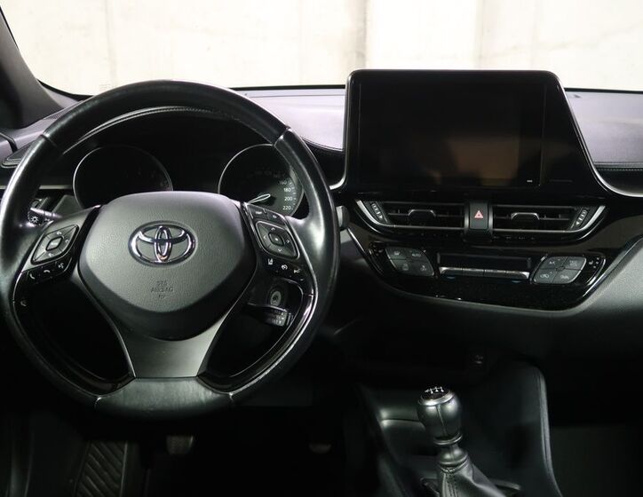 Toyota C-HR 15