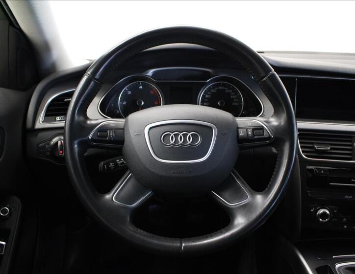 Audi A4 17