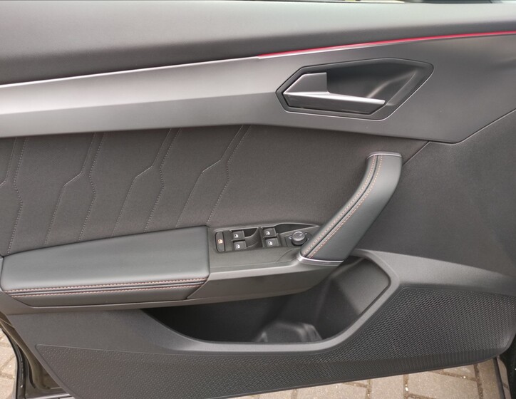 Cupra Formentor 10