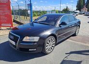 Audi A8 1