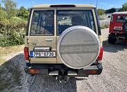 Toyota Land Cruiser 6