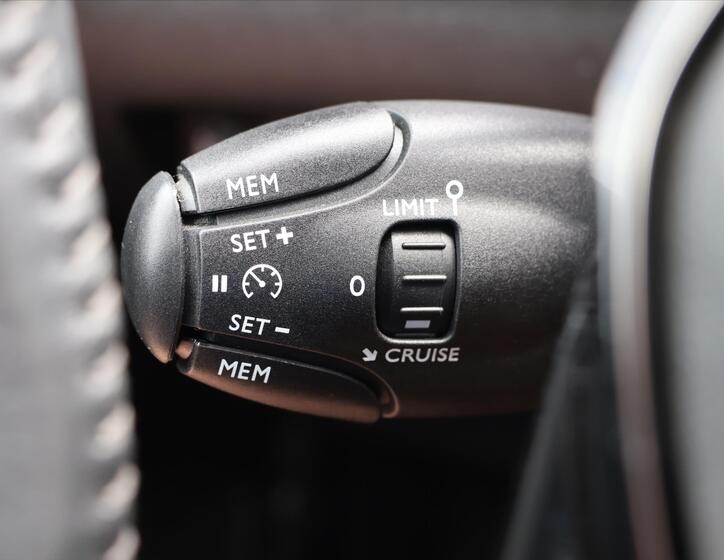 Peugeot 208 22
