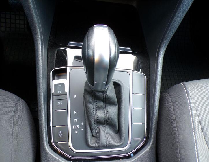 Volkswagen Golf Sportsvan 12