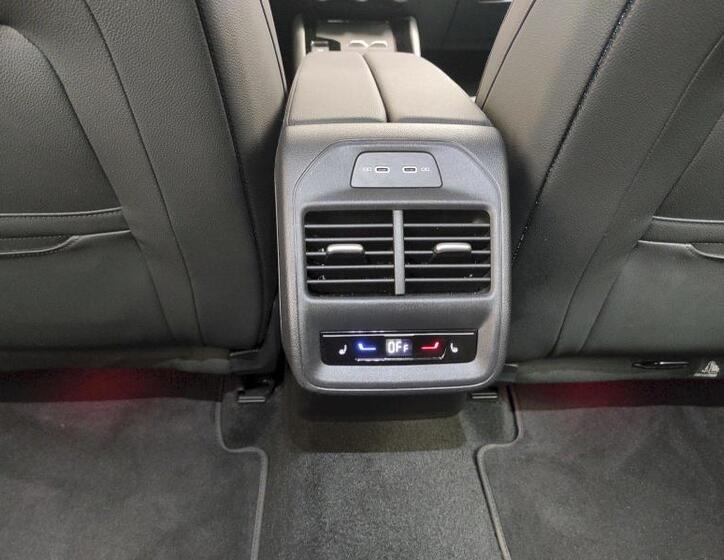 Škoda Superb 13
