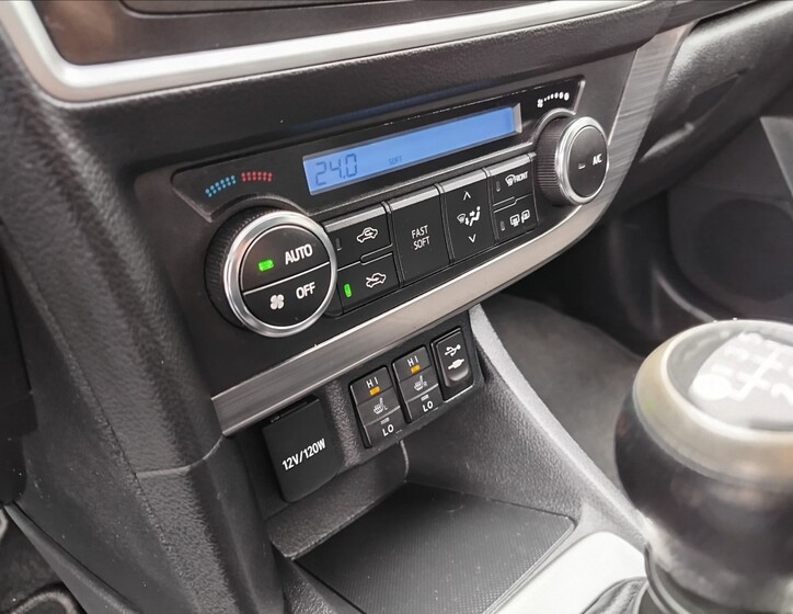 Toyota Auris 22