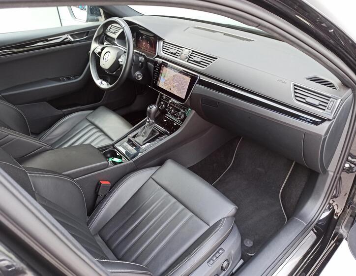 Škoda Superb 15