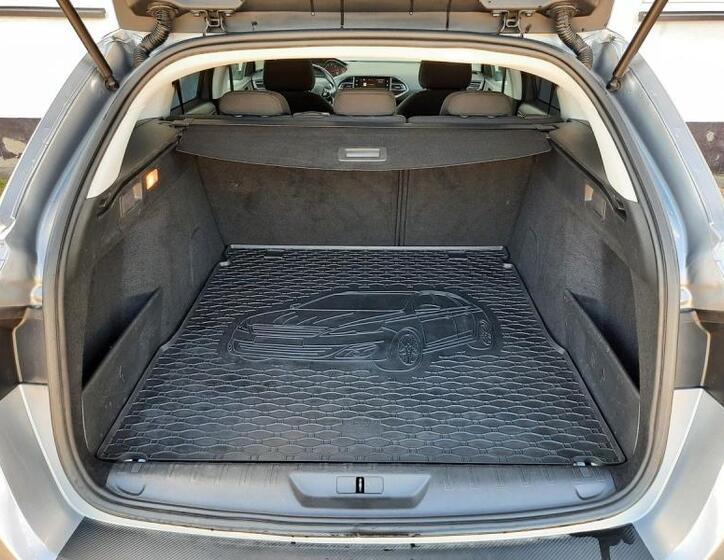 Peugeot 308 6
