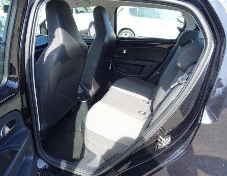 Volkswagen up! 10