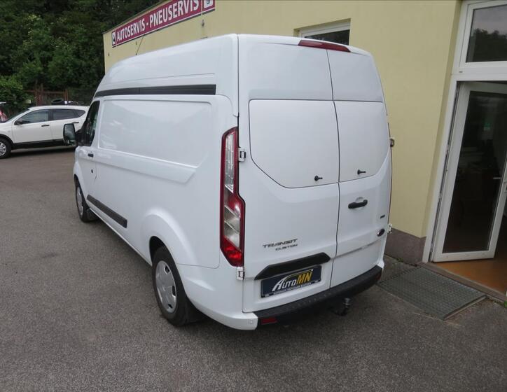 Ford Transit Custom 6