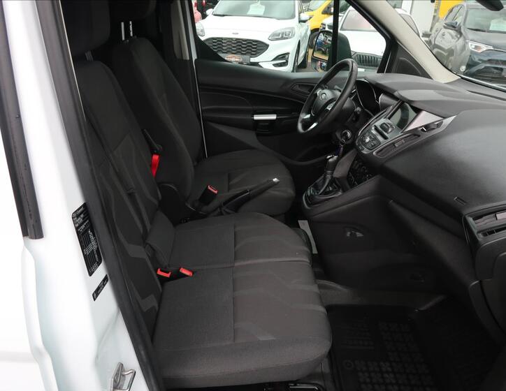 Ford Transit Connect 13
