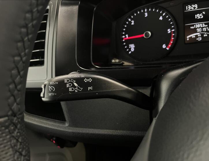 Volkswagen Transporter 11