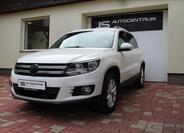 Volkswagen Tiguan 1