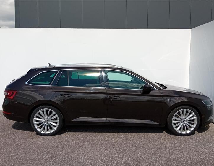 Škoda Superb 3