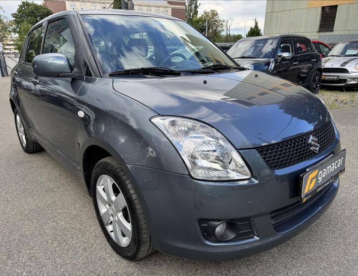 Suzuki Swift 15