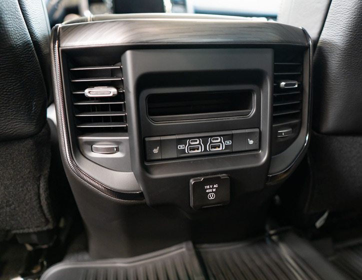 Dodge RAM 35