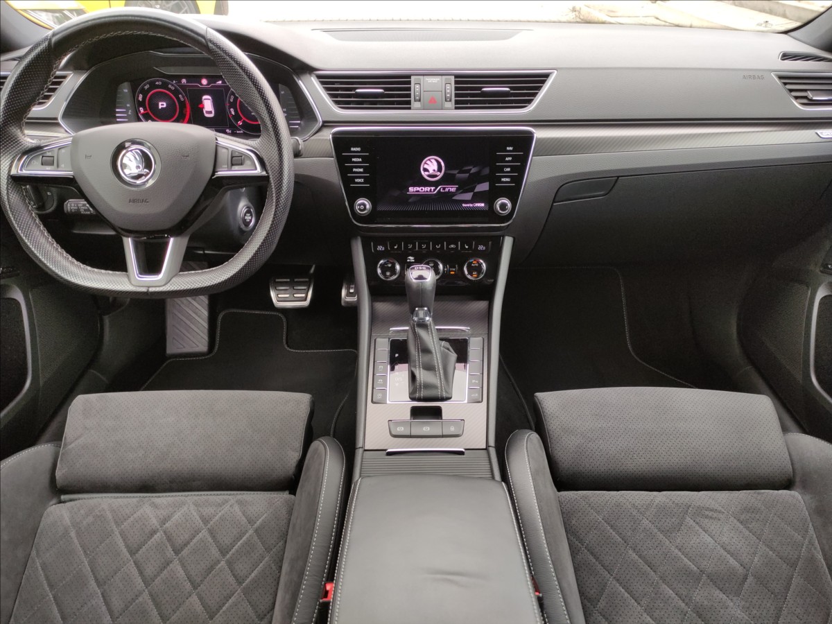 Škoda Superb