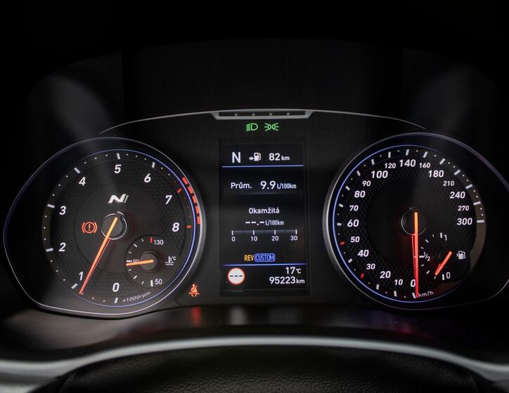 Hyundai i30 16