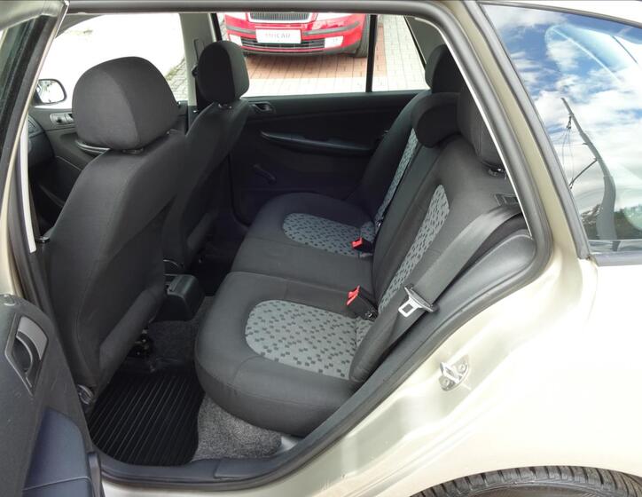 Škoda Fabia 21