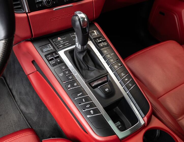 Porsche Macan 15