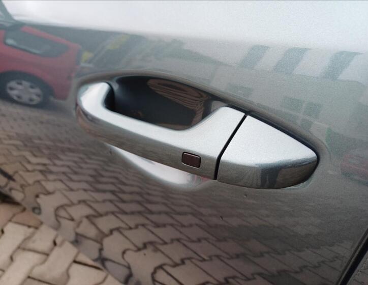 KIA Ostatní 10