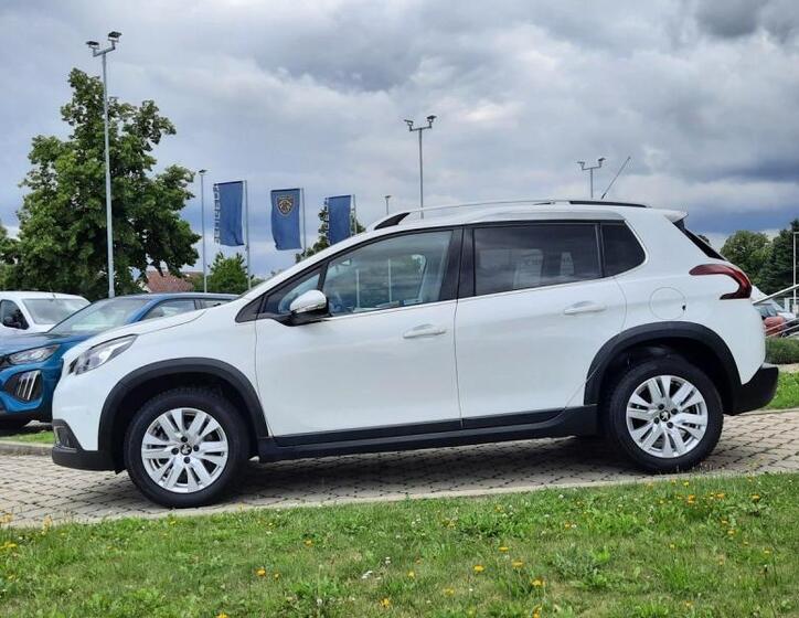 Peugeot 2008 4