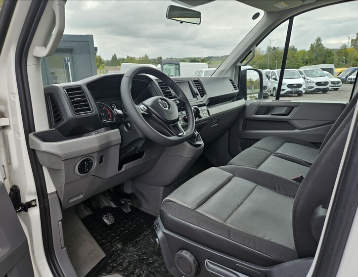Volkswagen Crafter 8