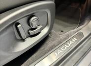 Jaguar E-Pace 24