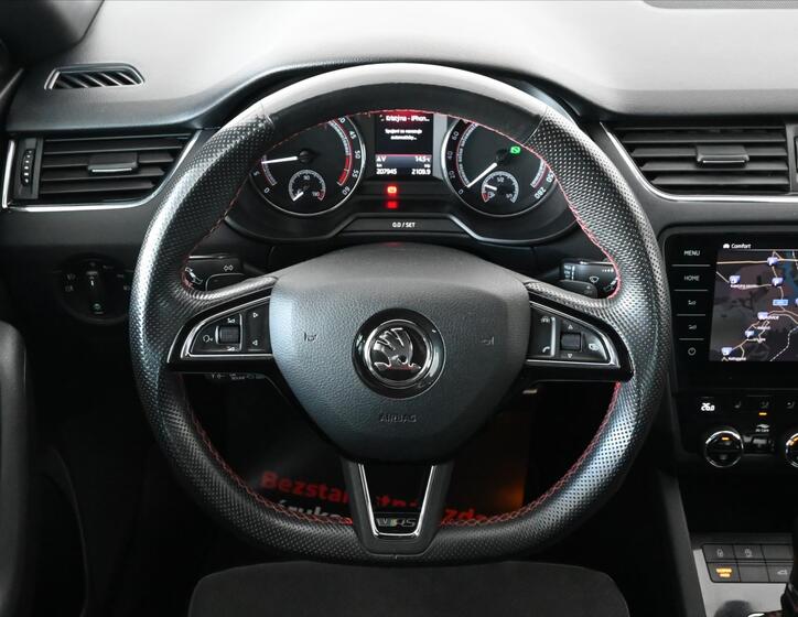 Škoda Octavia 16